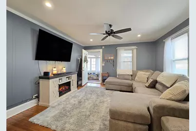 64 11th Street, Ronkonkoma, NY 11779 - Photo 7