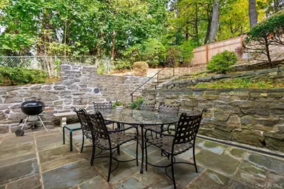 52 Windsor Terrace, Yonkers, NY 10701 - Photo 29