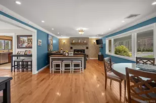 431 Woodbury Rd, Cold Spring Harbor, NY 11724 - Photo 3