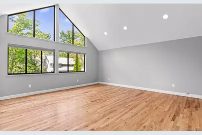 27 Stone Cabin Road, New Rochelle, NY 10801 - Photo 15