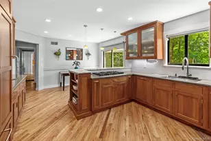 27 Stone Cabin Rd, New Rochelle, NY 10801 - Photo 7