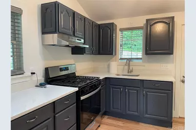 41 Chestnut Avenue, Setauket, NY 11733 - Photo 5