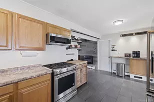 22 Dunwoodie Dr, Kingston, NY 12401 - Photo 9