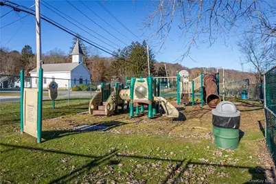 33 Holmes Road #C, Holmes, NY 12531 - Photo 5