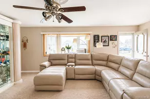 11 Seaford Rd, Mastic Beach, NY 11951 - Photo 5