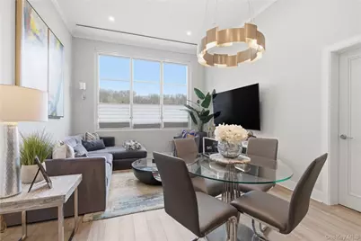 100 Garvies Point Road #1025, Glen Cove, NY 11542 - Photo 3