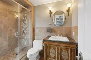 26 Village Green, Bardonia, NY 10954 - Photo 19