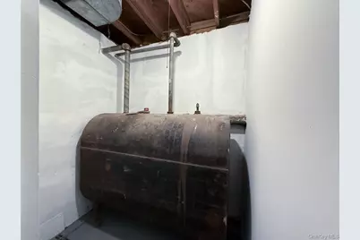 15 Waring Road, Newburgh, NY 12550 - Photo 33