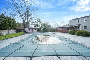 71 Loop Dr, Sayville, NY 11782 - Photo 41