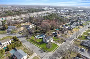 71 Loop Dr, Sayville, NY 11782 - Photo 45