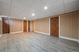 71 Loop Dr, Sayville, NY 11782 - Photo 35