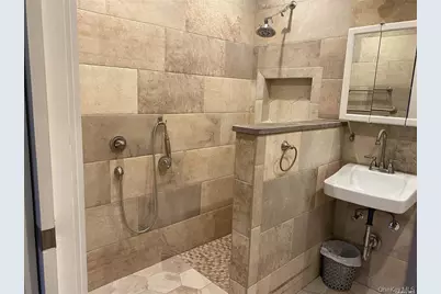 389 Clubhouse Court #457, Coram, NY 11727 - Photo 9