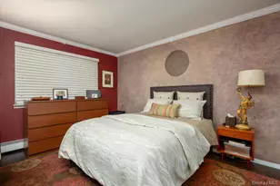 47 Greenmeadow Ct, Deer Park, NY 11729 - Photo 9