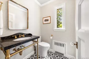 1 Dundee Rd, Larchmont, NY 10538 - Photo 27