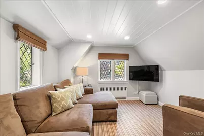 1 Dundee Road, Larchmont, NY 10538 - Photo 25