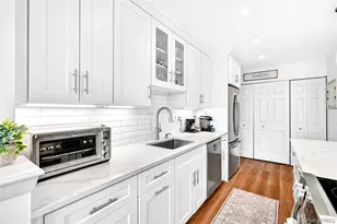 24 Carhart Ave, White Plains, NY 10605 - Photo 9