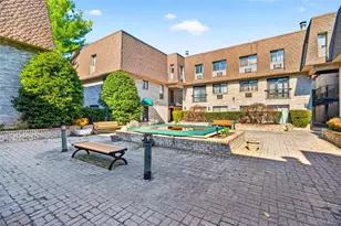 24 Carhart Ave, White Plains, NY 10605 - Photo 37