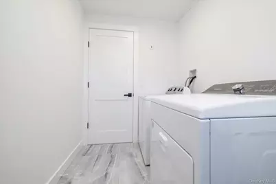 2441 Archer Street, Seaford, NY 11783 - Photo 33