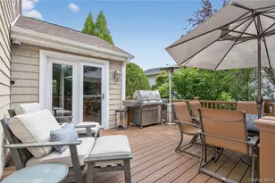 9 St Lawrence Pl, Jericho, NY 11753 - Photo 31