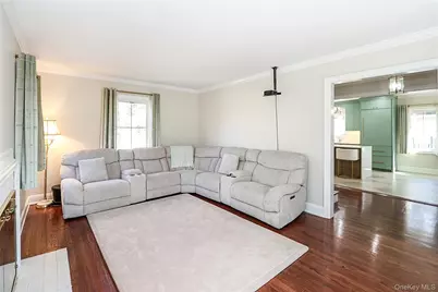 60 Roosevelt Avenue, Glen Head, NY 11545 - Photo 11