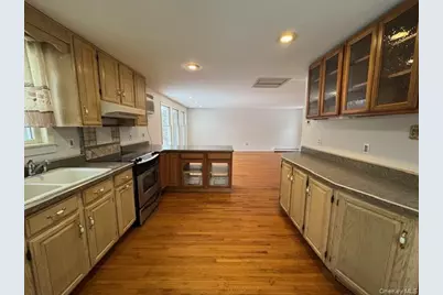 46 Midland Avenue, Central Valley, NY 10917 - Photo 11