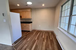 273 Berwick Ct, Ridge, NY 11961 - Photo 9