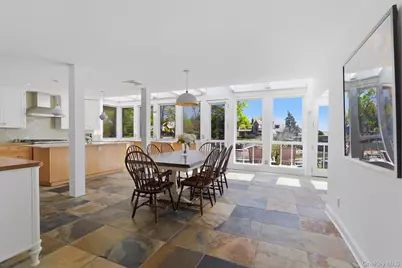 9 Bishop Place, Larchmont, NY 10538 - Photo 13