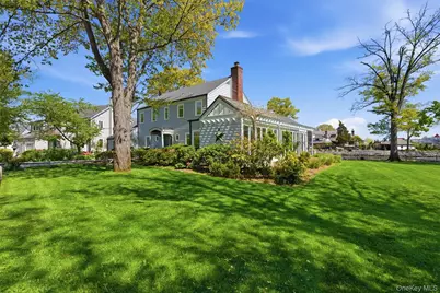 9 Bishop Place, Larchmont, NY 10538 - Photo 37
