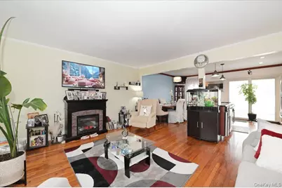 75 Beebe Avenue, Hempstead, NY 11550 - Photo 5