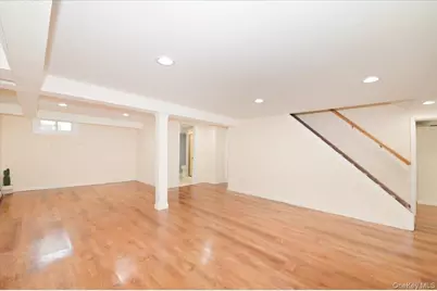 75 Beebe Avenue, Hempstead, NY 11550 - Photo 19