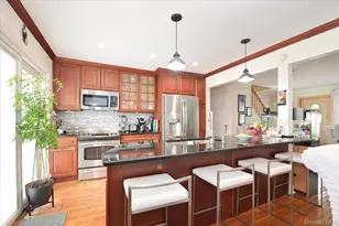 75 Beebe Ave, Hempstead, NY 11550 - Photo 9