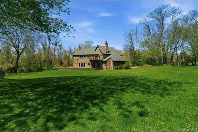 9 Locust Woods Drive, Shelter Island, NY 11964 - Photo 11