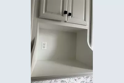 594 East 38th Street, Brooklyn, NY 11203 - Photo 11