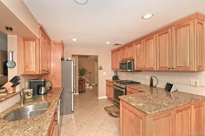 1968 Cynthia Lane, Merrick, NY 11566 - Photo 9