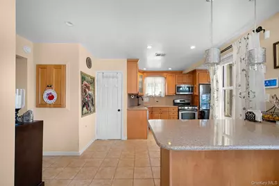 50 New Hyde Park Road, New Hyde Park, NY 11040 - Photo 19