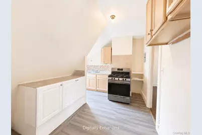 131 Vista Place, Mount Vernon, NY 10550 - Photo 17