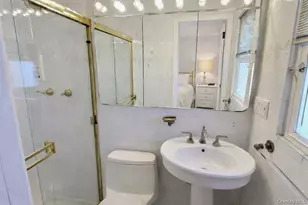 3421 Turf Rd, Oceanside, NY 11572 - Photo 39