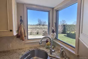 3421 Turf Rd, Oceanside, NY 11572 - Photo 33