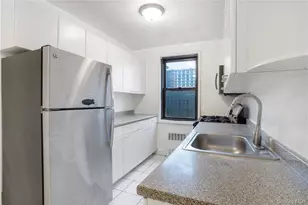 411 Bronx River Rd, Yonkers, NY 10704 - Photo 11