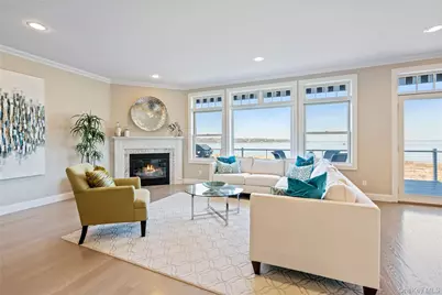 5 Sea Isle Landing, Glen Cove, NY 11542 - Photo 3