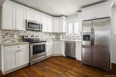 167 Union Avenue, Holbrook, NY 11741 - Photo 3