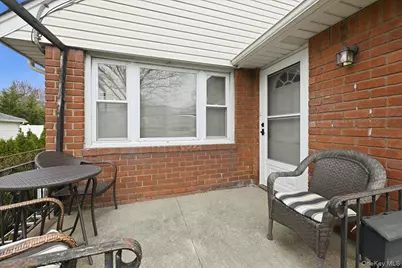 117 Terrace Avenue, Floral Park, NY 11001 - Photo 31