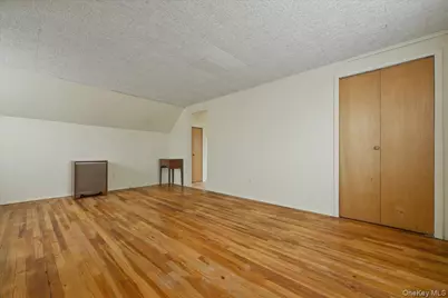 117 Terrace Avenue, Floral Park, NY 11001 - Photo 29