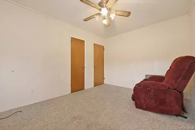 117 Terrace Avenue, Floral Park, NY 11001 - Photo 19