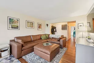 668 Sierra Vista Ln, Valley Cottage, NY 10989 - Photo 11