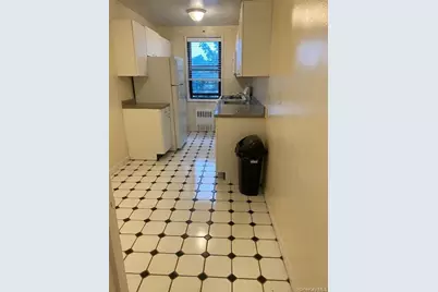 411 Bronx River Road #7K, Yonkers, NY 10704 - Photo 5