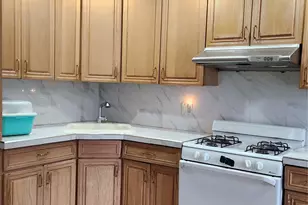 115-08 Poppenhusen Ave, College Point, NY 11356 - Photo 3