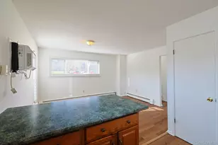 25 Pierces Rd, Newburgh, NY 12550 - Photo 7