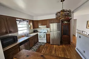 5 Ireland Pl, Copiague, NY 11726 - Photo 5