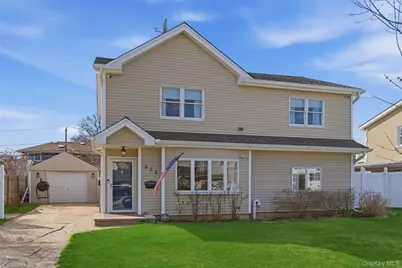 632 Wyngate Drive W, Valley Stream, NY 11580 - Photo 1